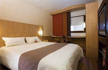 Ibis Lorient Centre Hôtelier Hotel 3*